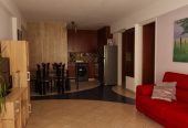 2-bed apartment in the quiet are of Petrou kai Pavlou