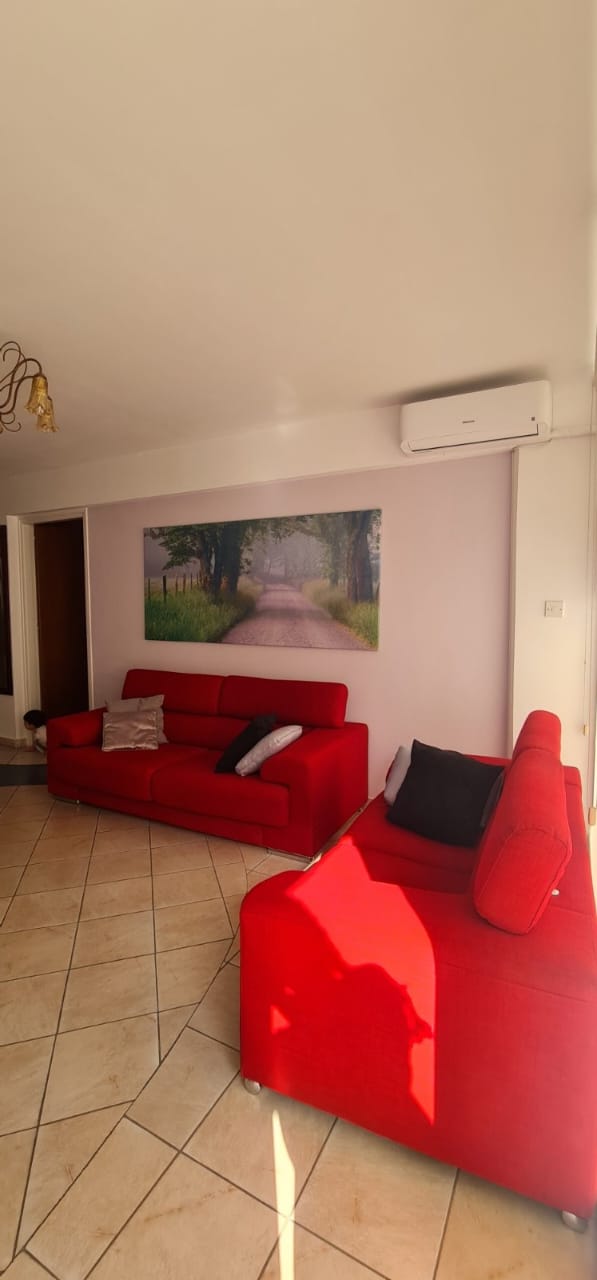 2-bed apartment in the quiet are of Petrou kai Pavlou