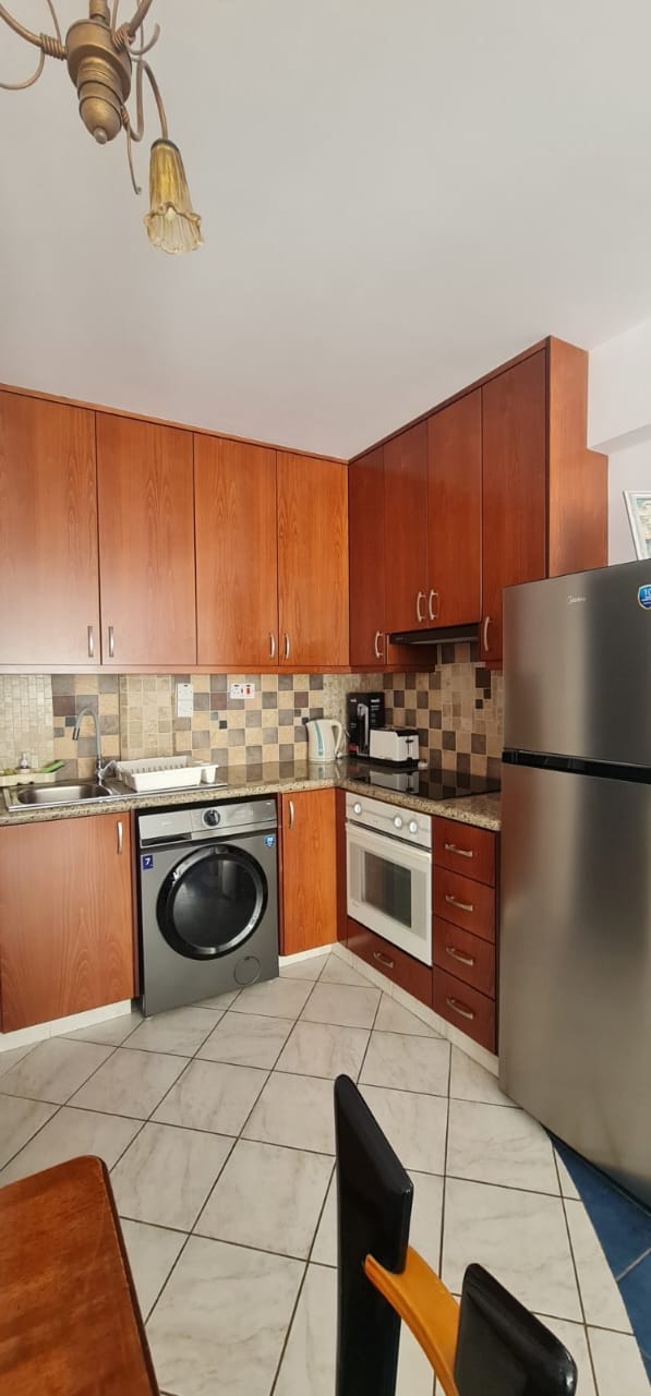 2-bed apartment in the quiet are of Petrou kai Pavlou
